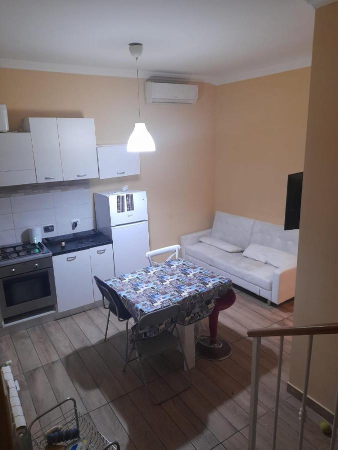 Apt B.H 로마 외부 사진